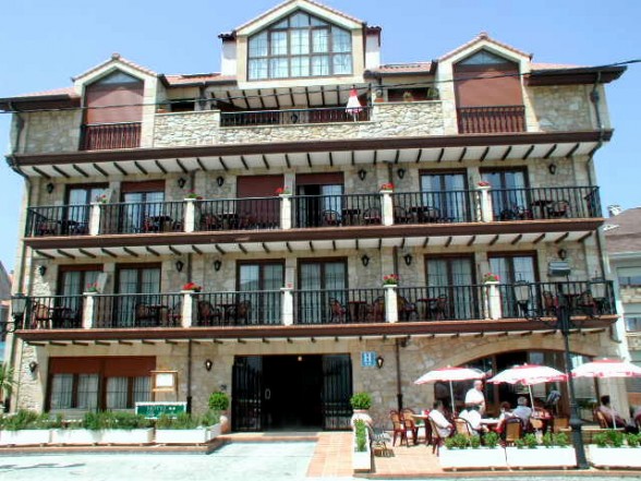 HOTEL LA HUERTA **