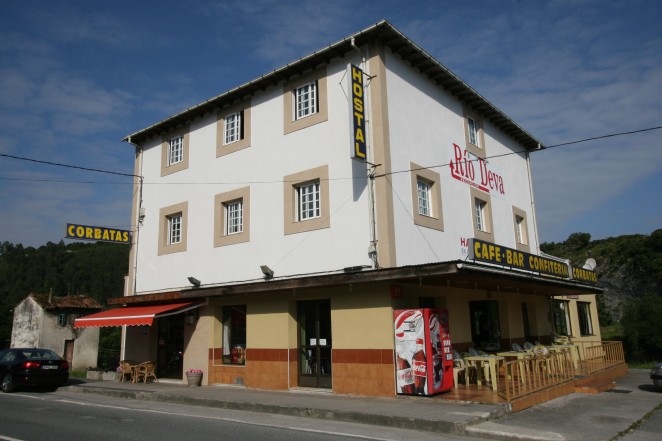 HOSTAL RIO DEVA